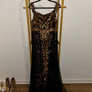 Fashion Nova Black and Gold Evening Gown